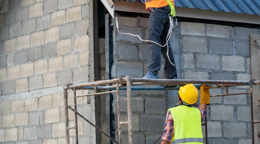 Expert Emergency Roof Repairs services in Sandusky, MI